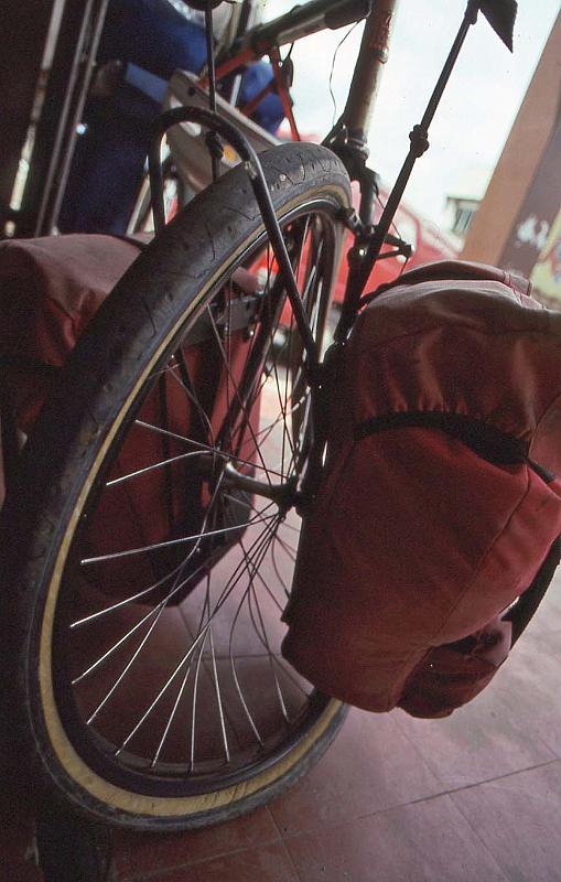 WT 0700 107-03x Malaysia.jpg